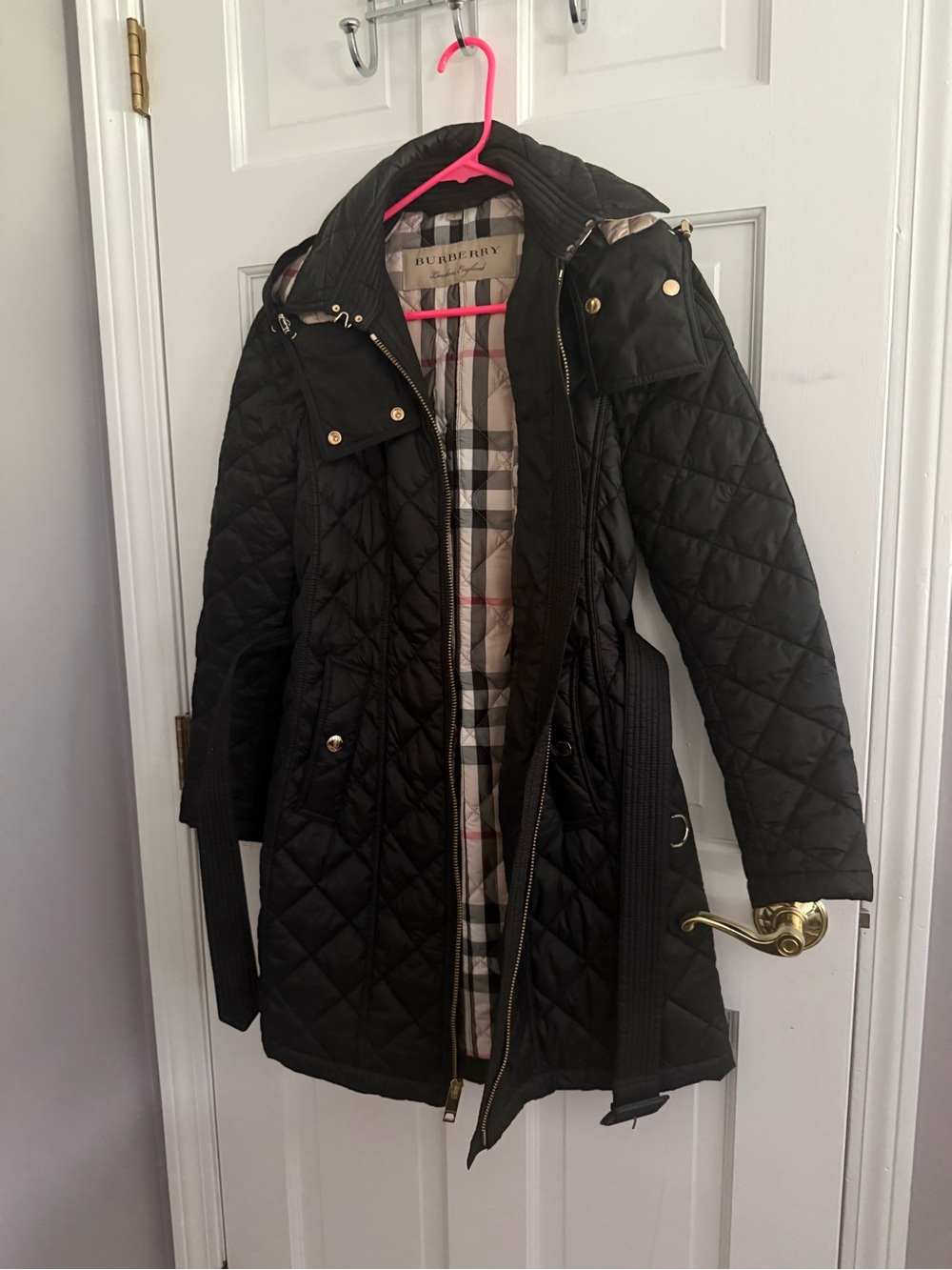 Burberry Black Quilted Puffer Coat with Signature Check Lining